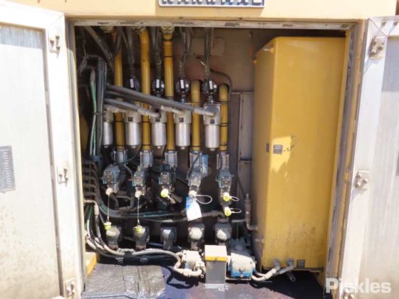 2005年式キャタピラー773E