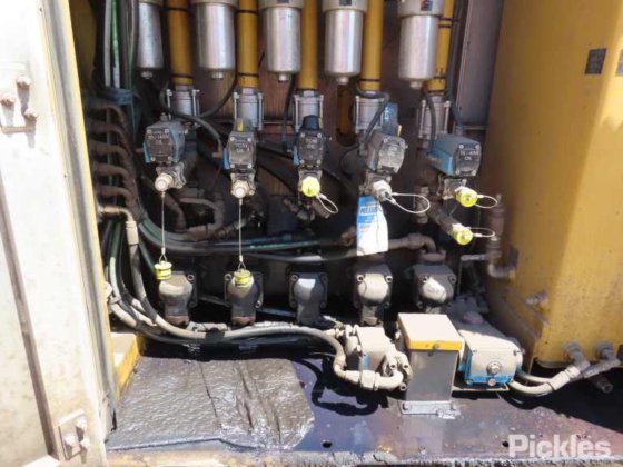 2005年式キャタピラー773E