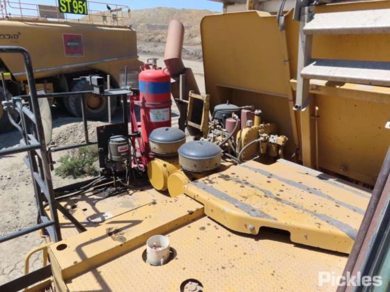 2005年式キャタピラー773E