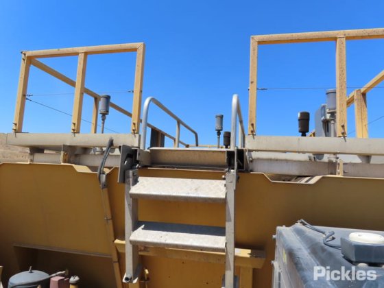 2005年式キャタピラー773E