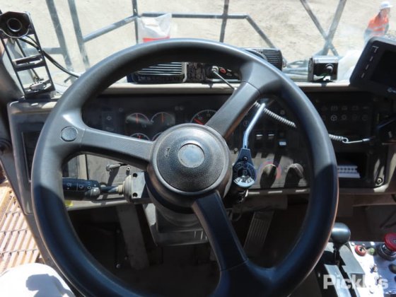 2005年式キャタピラー773E