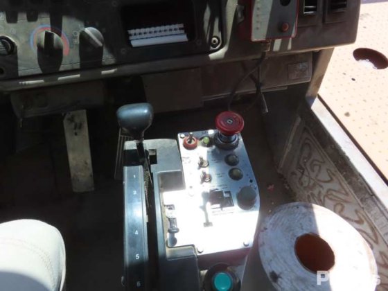 2005年式キャタピラー773E