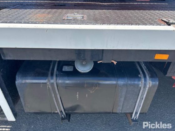 2012款日野FD500 1024