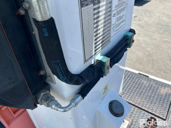 2012款日野FD500 1024