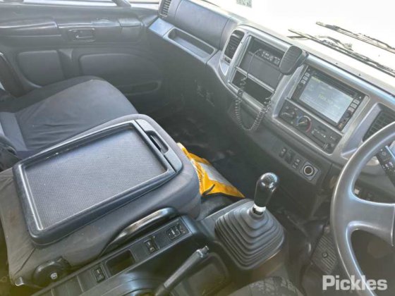 2012款日野FD500 1024