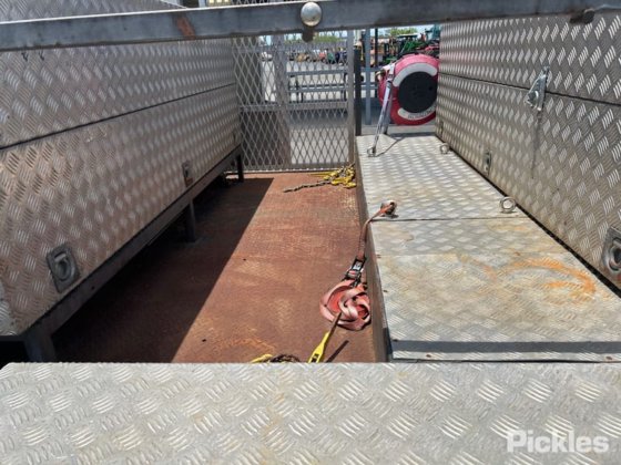 2017 年金博巴露营车