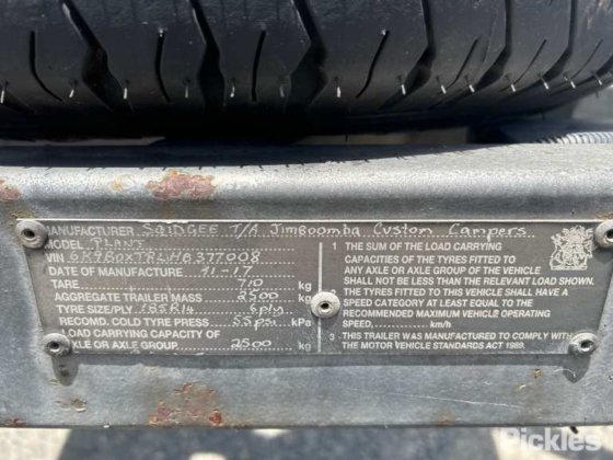 2017 年金博巴露营车