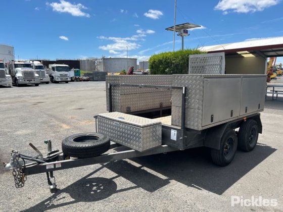 2017 年金博巴露营车