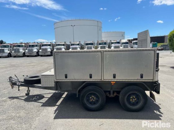 2017 年金博巴露营车