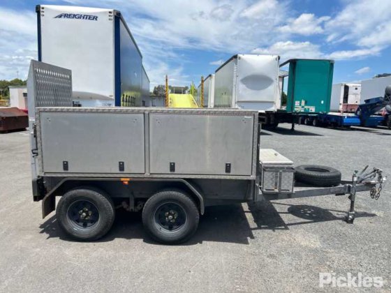 2017 年金博巴露营车