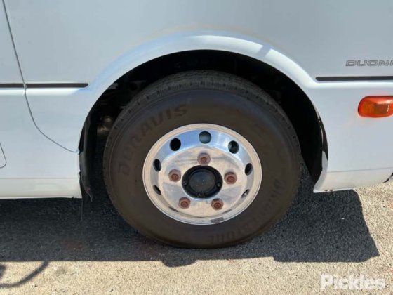 2022 三菱ふそうローザ