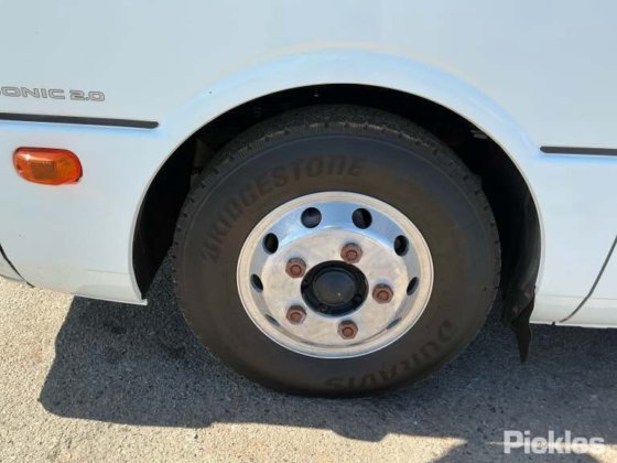 2022 三菱ふそうローザ