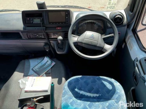 2022 三菱ふそうローザ