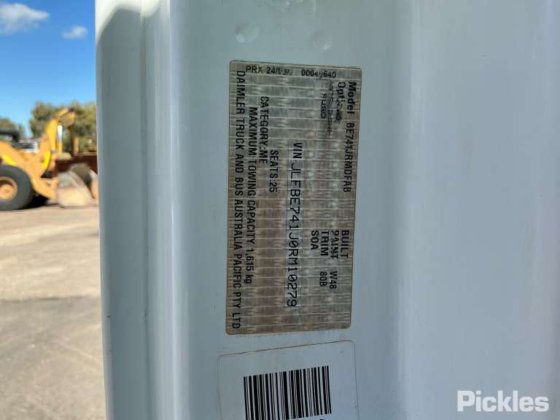 2022 三菱ふそうローザ