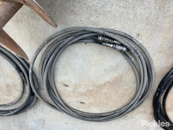 油圧ポンプとオーガーを備えたトレーラー搭載型ディーゼルエンジン