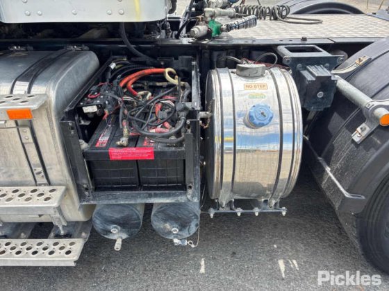 2016年式ケンワースT359