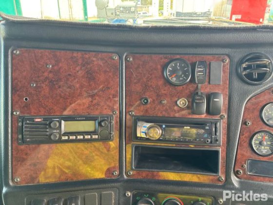 2016年式ケンワースT359