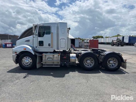 2016年式ケンワースT359