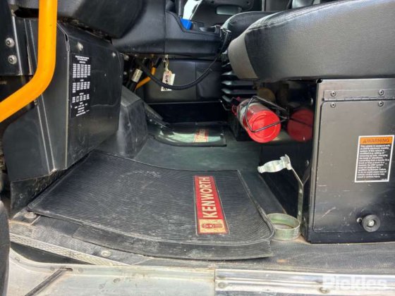 2016年式ケンワースT359