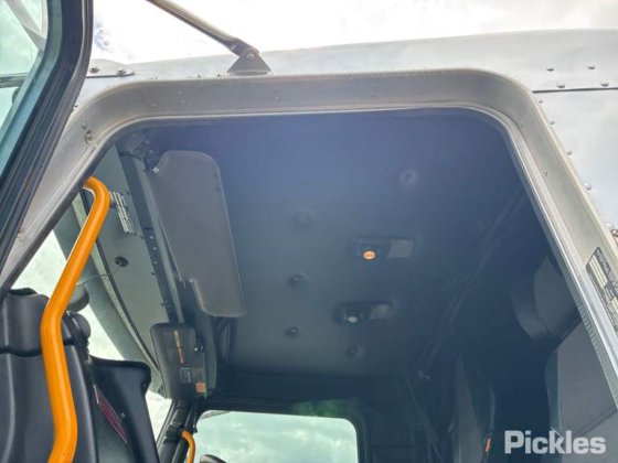 2016年式ケンワースT359