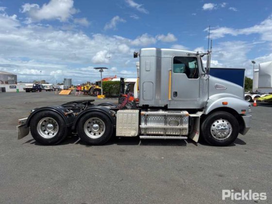 2016年式ケンワースT359