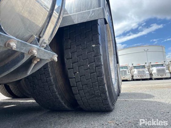 2016年式ケンワースT359