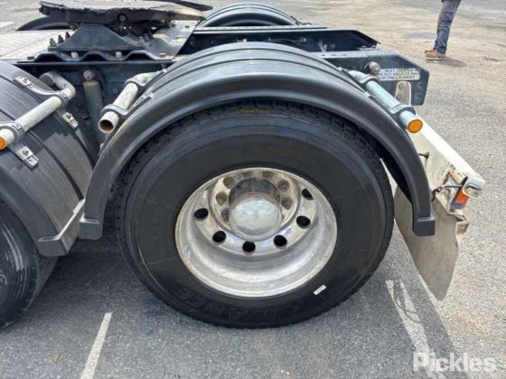 2016年式ケンワースT359