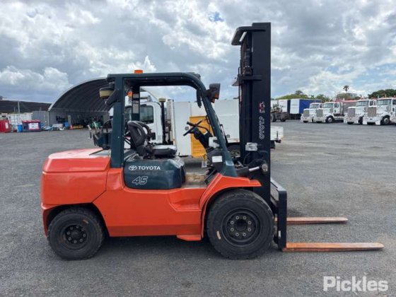 2009年丰田02-7FG45