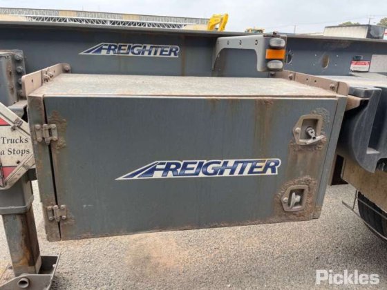 2022 マキシトランス ST3