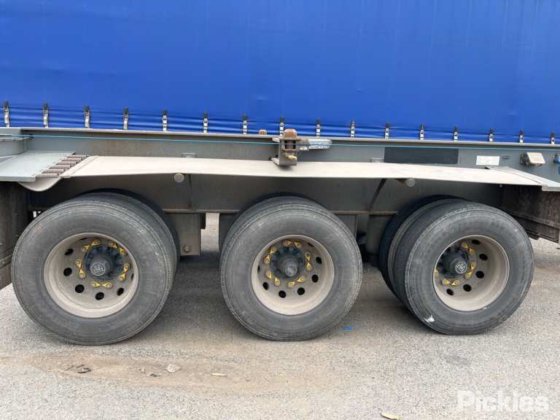 2022 マキシトランス ST3