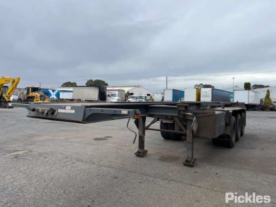 2022 マキシトランス ST3