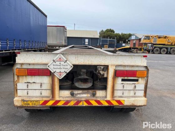 2022 マキシトランス ST3