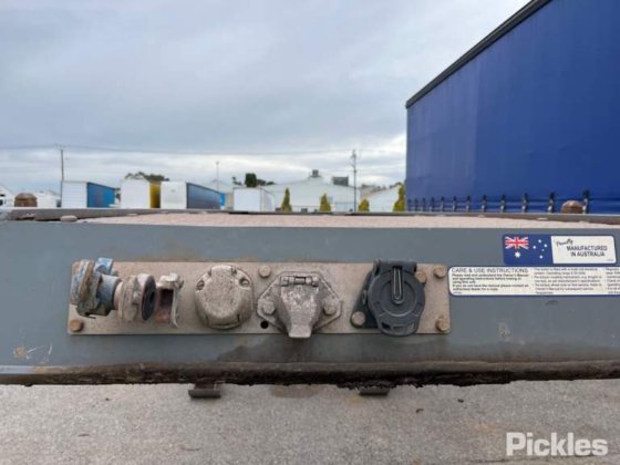 2022 マキシトランス ST3