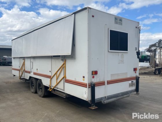 2009 トレイマーク