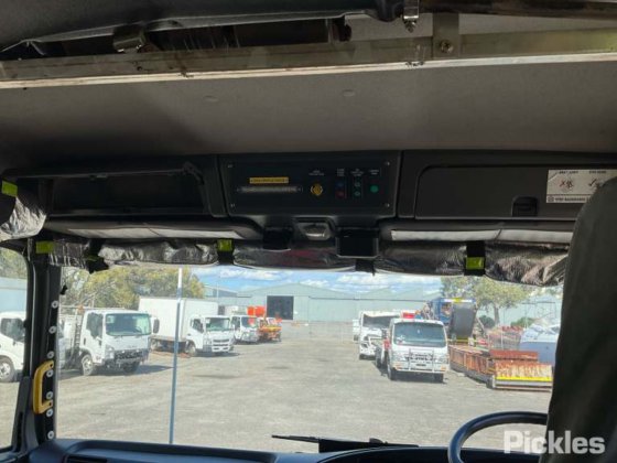 2002年式 いすゞ FSS