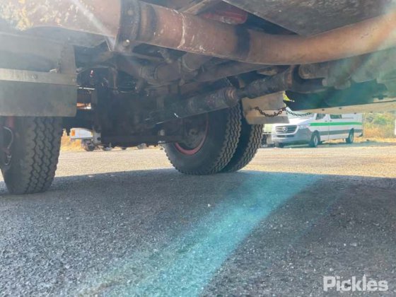 2002年式 いすゞ FSS