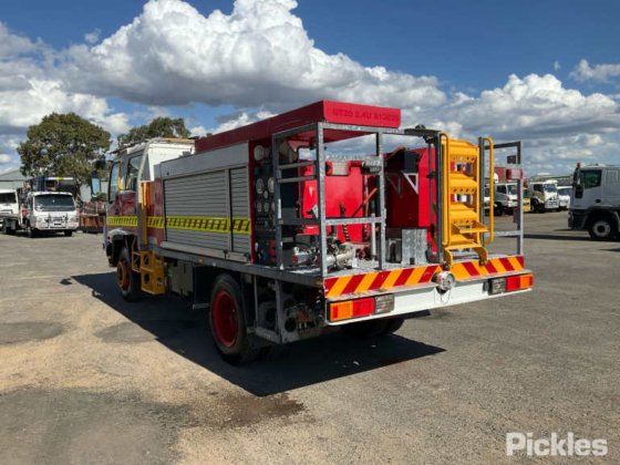 2002年式 いすゞ FSS