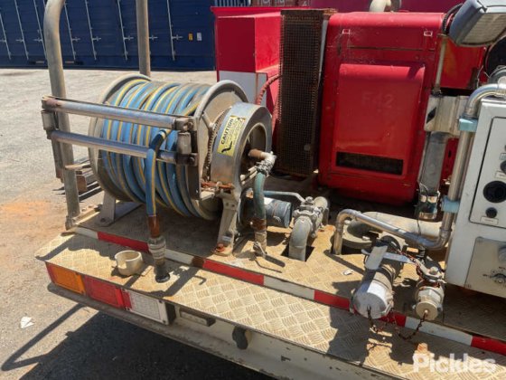 消防タンカー隊