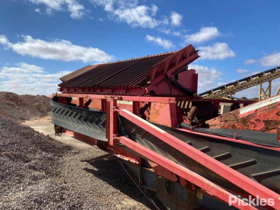 2013年式 テレックス フィンレイ 683 スーパートラック