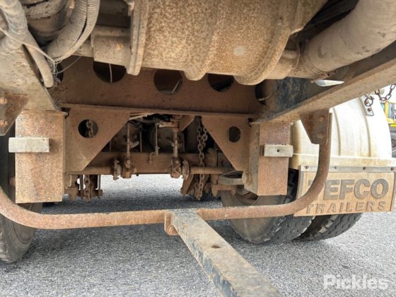 2002 スローンビルト トレーラー