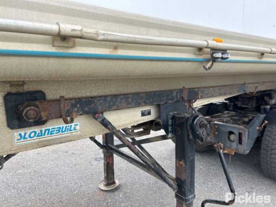 2002 スローンビルト トレーラー