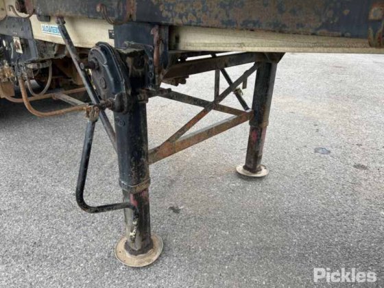 2002 スローンビルト トレーラー