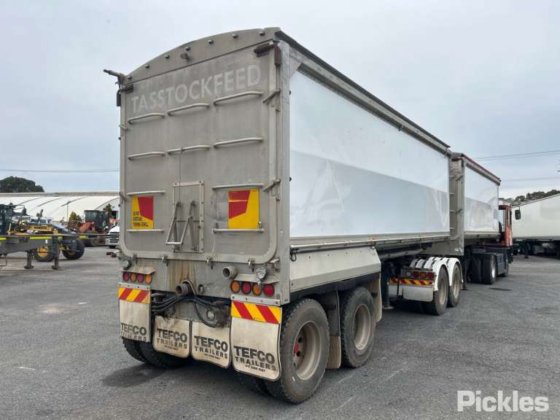 2002 スローンビルト トレーラー