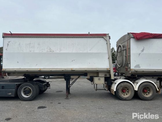 2002 スローンビルト トレーラー