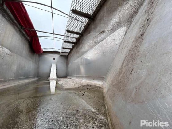 2002 スローンビルト トレーラー