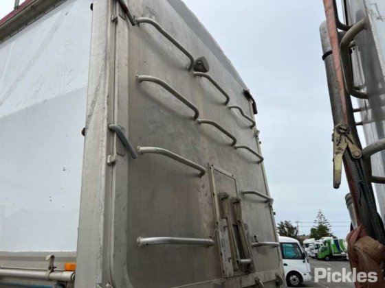 2002 スローンビルト トレーラー