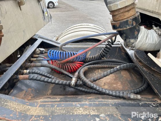 2002 スローンビルト トレーラー