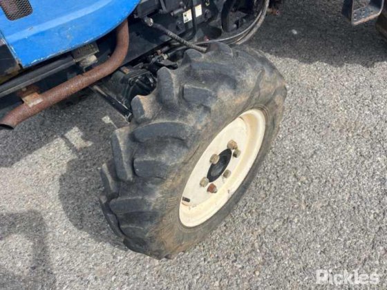 2014年新ホランド Workmaster 40