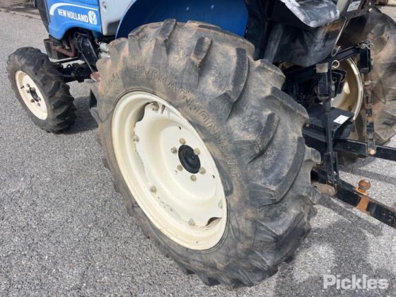 2014年新ホランド Workmaster 40