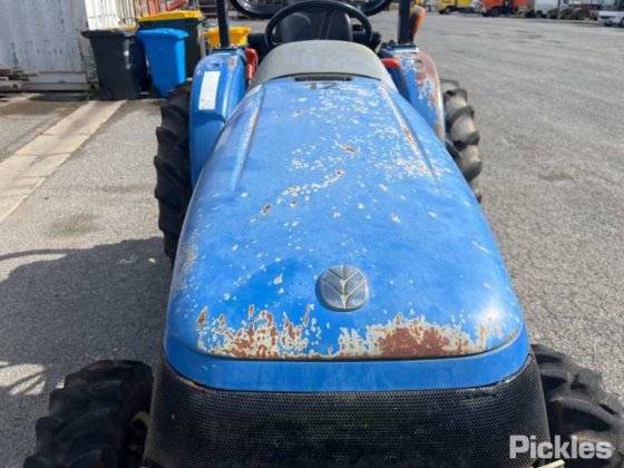 2014年新ホランド Workmaster 40